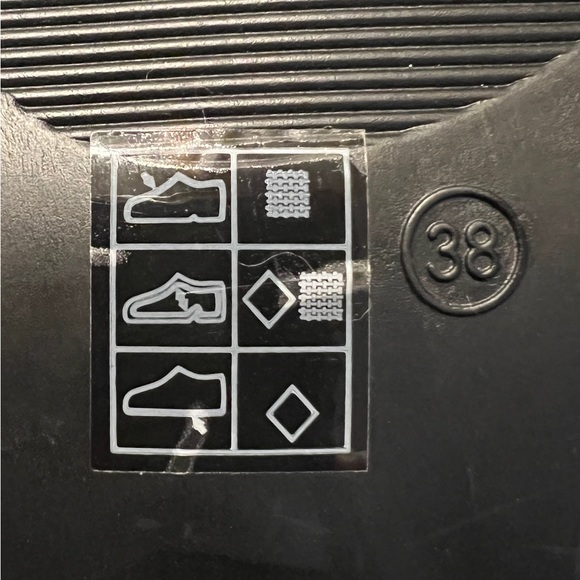 NWOT Monki Women’s faux snakeskin ankle boots 7.5 - Picture 10 of 16